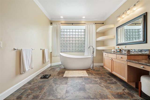 8612 OLDBRIDGE LANE, Orlando, FL 32819