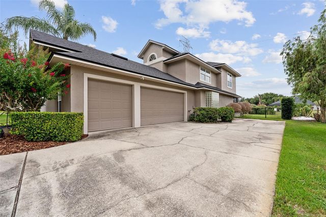 8612 OLDBRIDGE LANE, Orlando, FL 32819