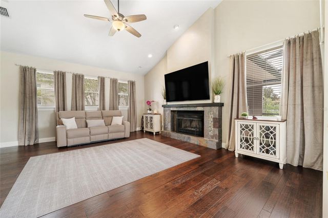 8612 OLDBRIDGE LANE, Orlando, FL 32819