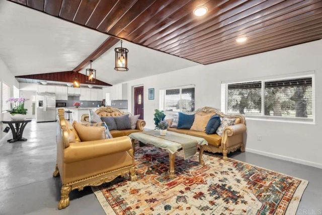 2758 Ribbonwood, Boulevard, CA 91905