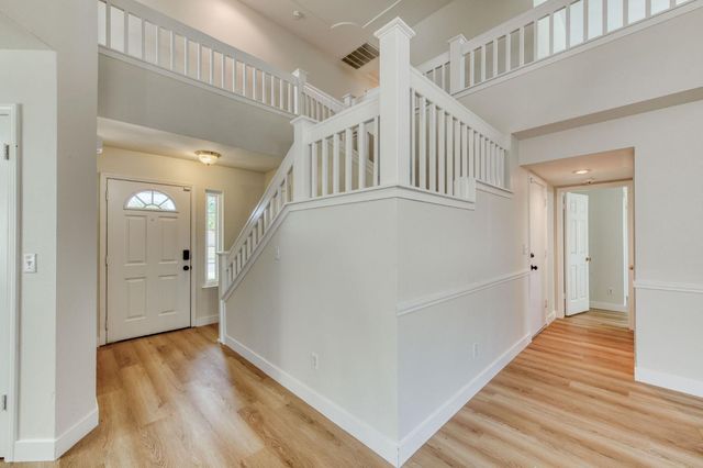 4622 W Flint Way, Fresno, CA 93722