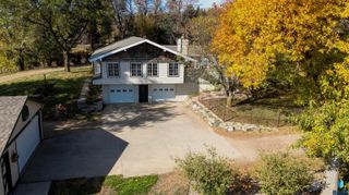 48093 260th St Street, Brandon, SD 57005