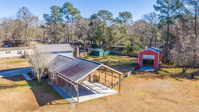 325 Linden Court, Moncks Corner, SC 29461