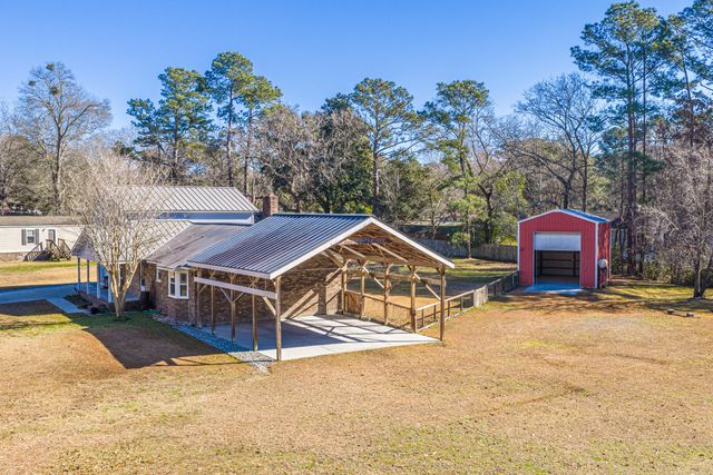 325 Linden Court, Moncks Corner, SC 29461