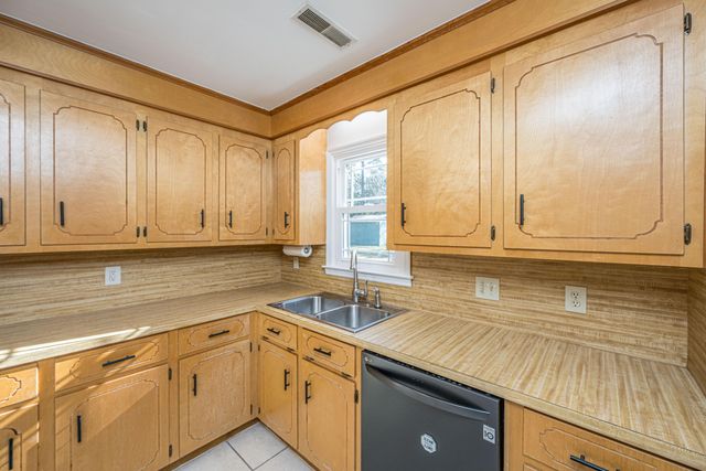 325 Linden Court, Moncks Corner, SC 29461