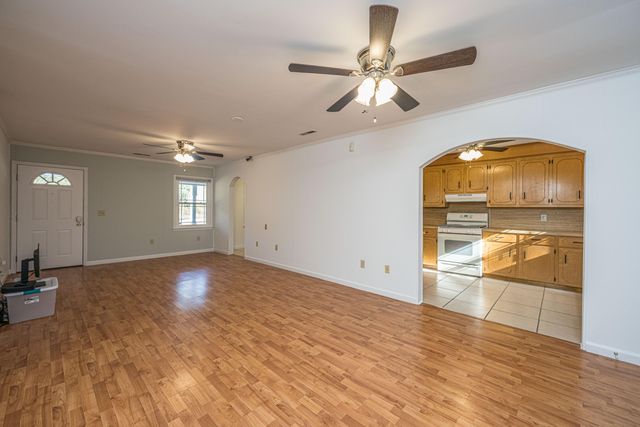 325 Linden Court, Moncks Corner, SC 29461