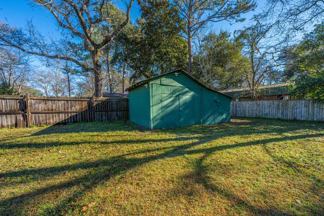 325 Linden Court, Moncks Corner, SC 29461