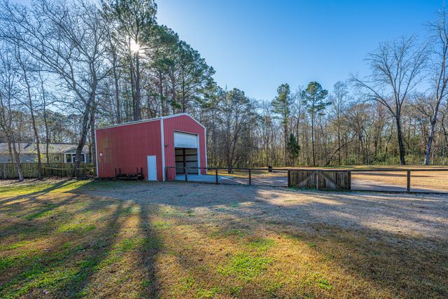 325 Linden Court, Moncks Corner, SC 29461