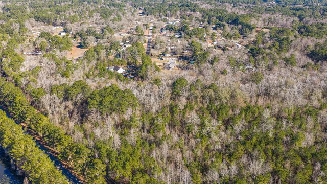 325 Linden Court, Moncks Corner, SC 29461