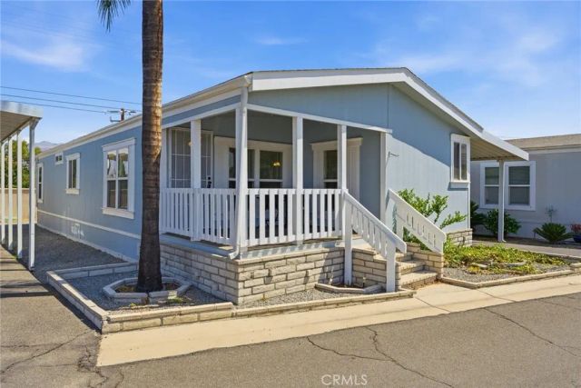 880 N Lake 49, Hemet, CA 92544