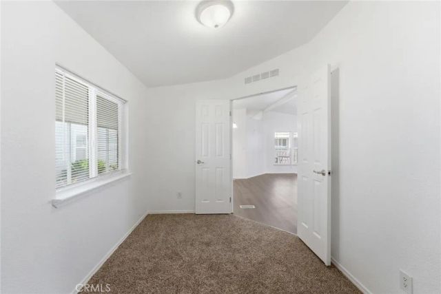 880 N Lake 49, Hemet, CA 92544