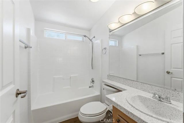 880 N Lake 49, Hemet, CA 92544
