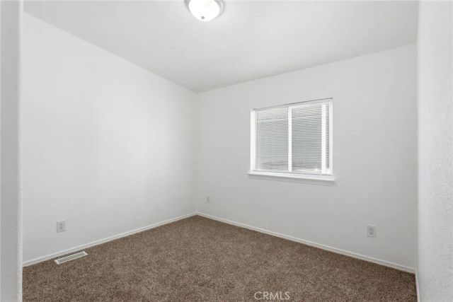880 N Lake 49, Hemet, CA 92544