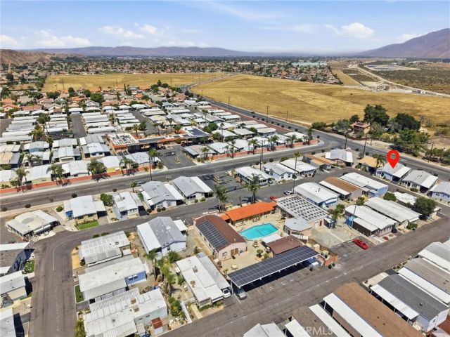 880 N Lake 49, Hemet, CA 92544