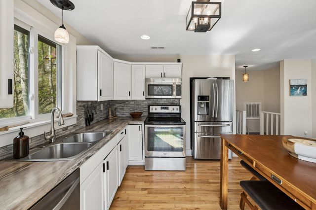 1407 Lakeside Dr, Smithville, TN 37166