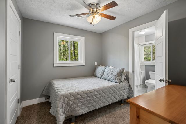 1407 Lakeside Dr, Smithville, TN 37166