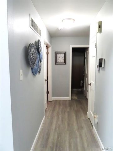 615 Foxtail Drive, Florissant, MO 63034