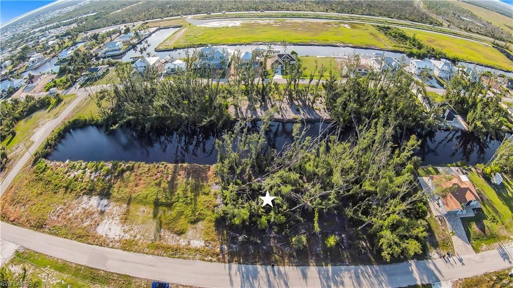 3651 Crestwell CT, ST. JAMES CITY, FL 33956 — photo 3