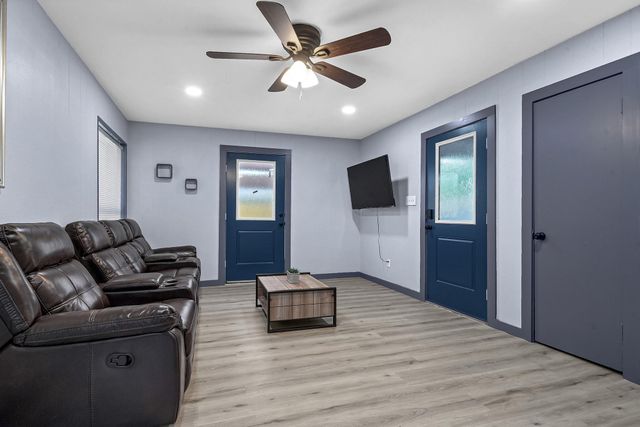 11103 Greenwillow Street, Houston, TX 77035