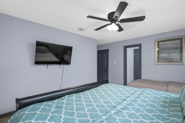 11103 Greenwillow Street, Houston, TX 77035