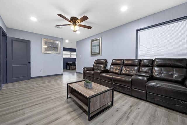 11103 Greenwillow Street, Houston, TX 77035