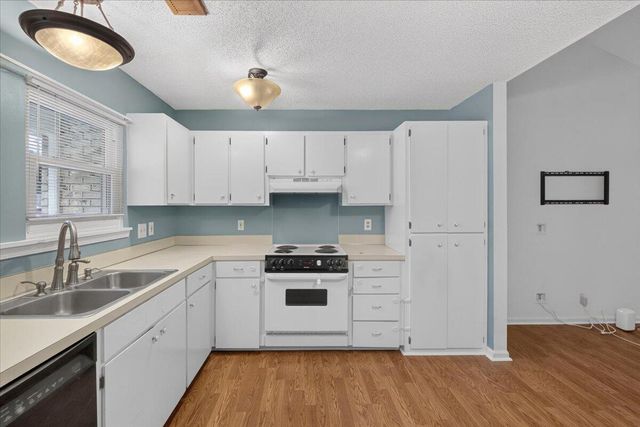 121 Gator Drive, Goose Creek, SC 29445