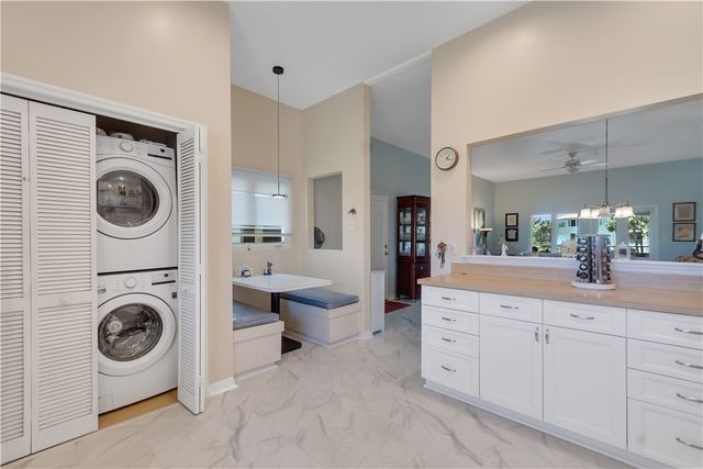 5045 Harmony Circle 209, Vero Beach, FL 32967