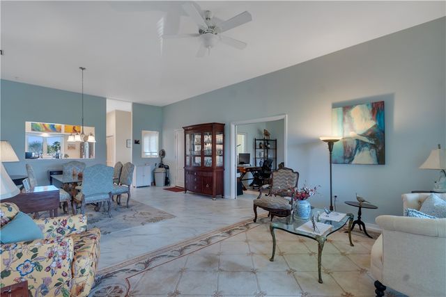 5045 Harmony Circle 209, Vero Beach, FL 32967