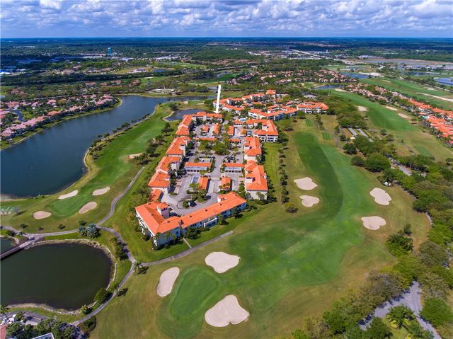 5045 Harmony Circle 209, Vero Beach, FL 32967