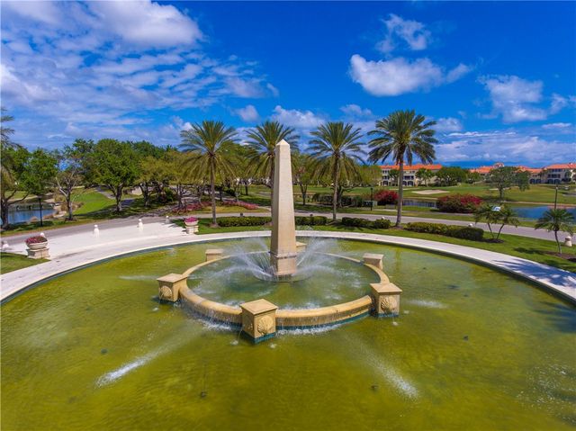 5045 Harmony Circle 209, Vero Beach, FL 32967