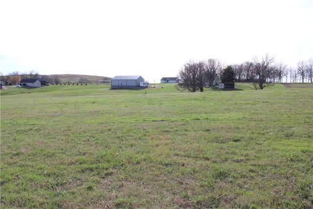 2201 Northern Trace Way, Tontitown, AR 72762