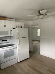 11 Chestnut St 2, Dudley, MA 01571