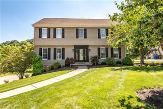 238 Cumberland Dr, Seven Fields Boro, PA 16046