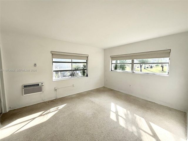 845 Fairway Dr, Miami Beach, FL 33141