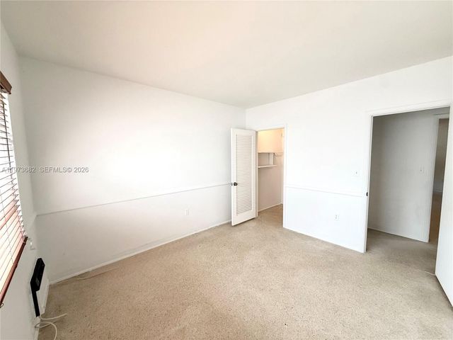 845 Fairway Dr, Miami Beach, FL 33141