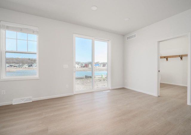 16 Spittlebug Circle, Madison, WI 53718