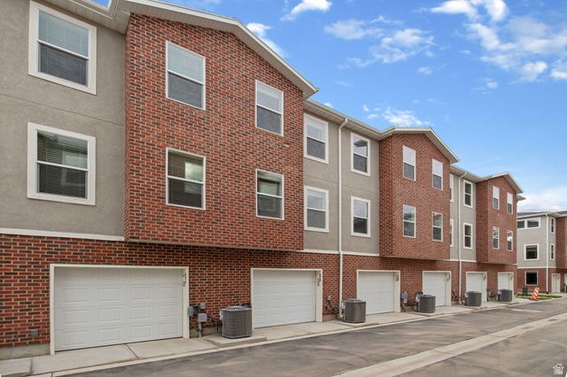 445 W 950 S, Ogden, UT 84404