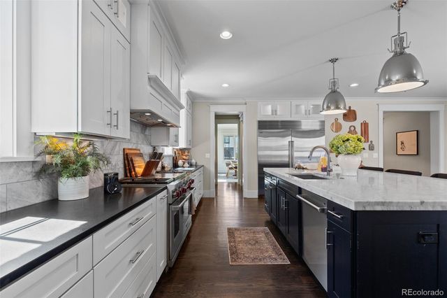 2424 S Madison Street, Denver, CO 80210