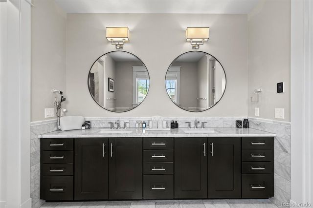 2424 S Madison Street, Denver, CO 80210