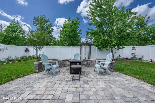 554 VONRON Drive, Jacksonville, FL 32222