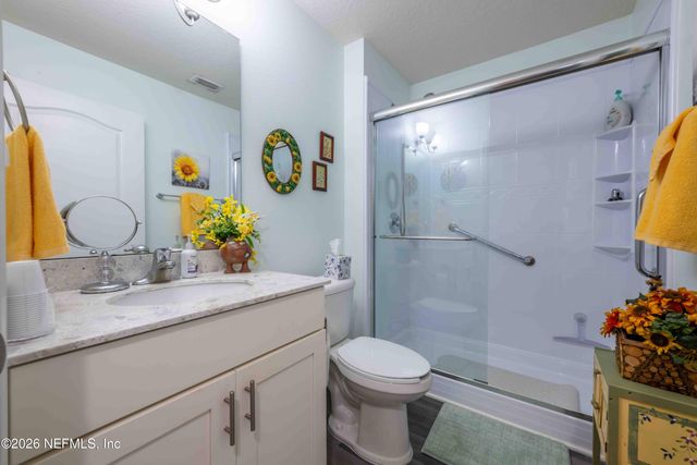 554 VONRON Drive, Jacksonville, FL 32222