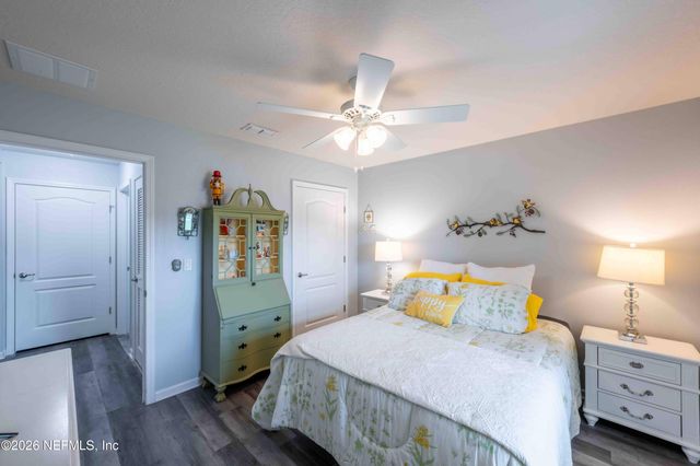 554 VONRON Drive, Jacksonville, FL 32222