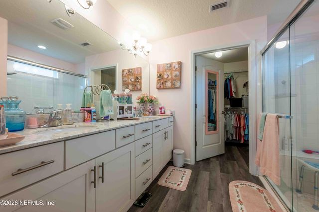 554 VONRON Drive, Jacksonville, FL 32222