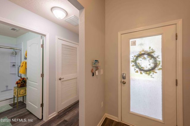 554 VONRON Drive, Jacksonville, FL 32222