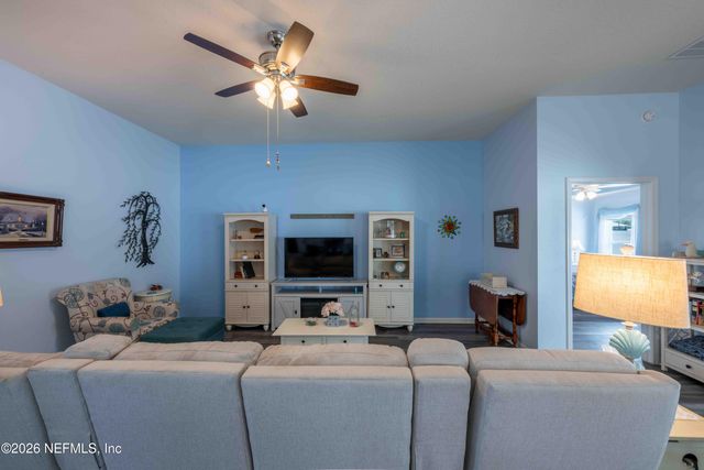 554 VONRON Drive, Jacksonville, FL 32222