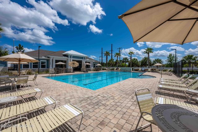 554 VONRON Drive, Jacksonville, FL 32222