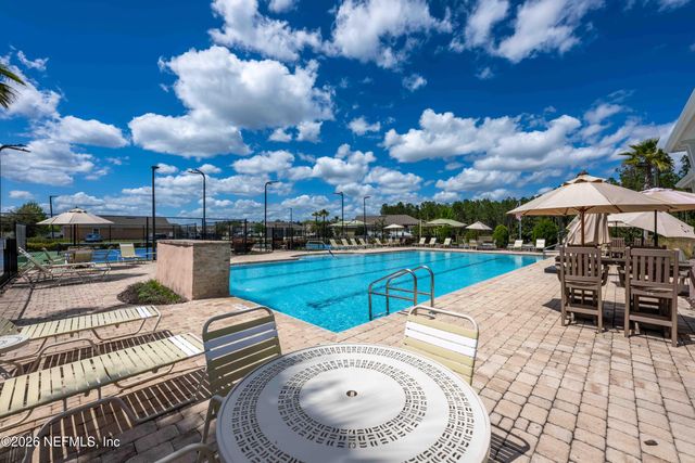 554 VONRON Drive, Jacksonville, FL 32222