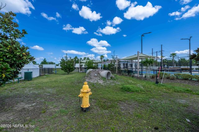 554 VONRON Drive, Jacksonville, FL 32222