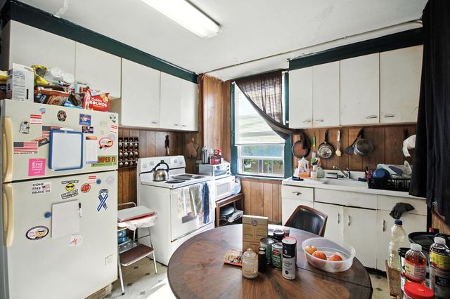 115 E 25th Street, Chicago Heights, IL 60411