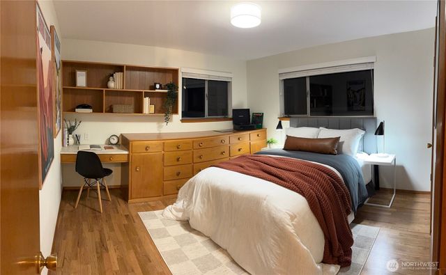 3209 61st Avenue SW, Seattle, WA 98116